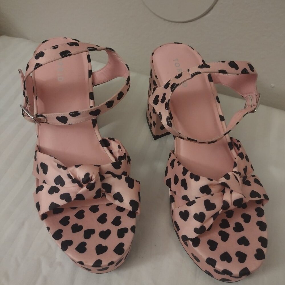 Torrid Pink & Black Heart Platform Sandals